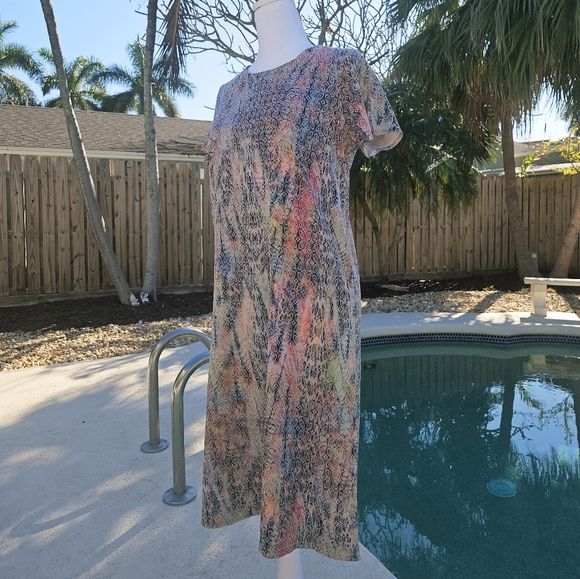 NEW Short Sleeve Dress Size M Pastel Contemporary Minimalist Colorful Feminine - Picture 5 of 12